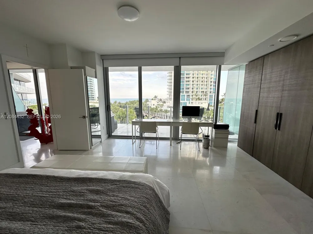1 Collins Ave #602 Miami Beach, FL 33139