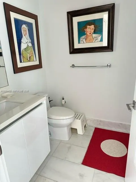 1 Collins Ave #602 Miami Beach, FL 33139