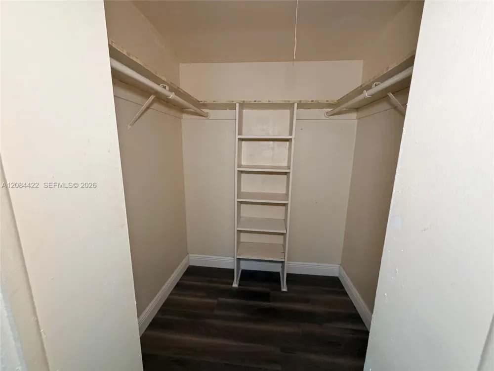 7006 W 17th Ct Hialeah, FL 33014