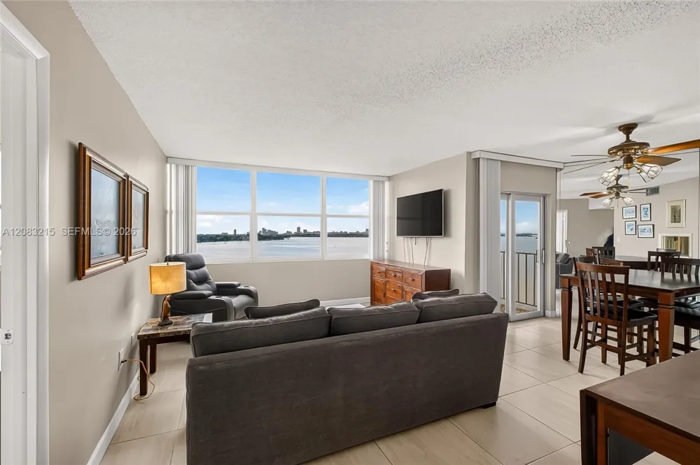 11930 Bayshore Dr #1405 North Miami, FL 33181