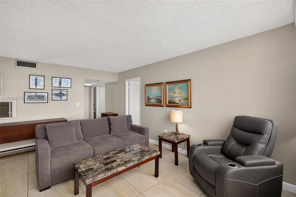 11930 Bayshore Dr #1405 North Miami, FL 33181