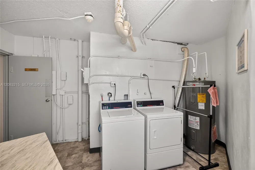 11930 Bayshore Dr #1405 North Miami, FL 33181