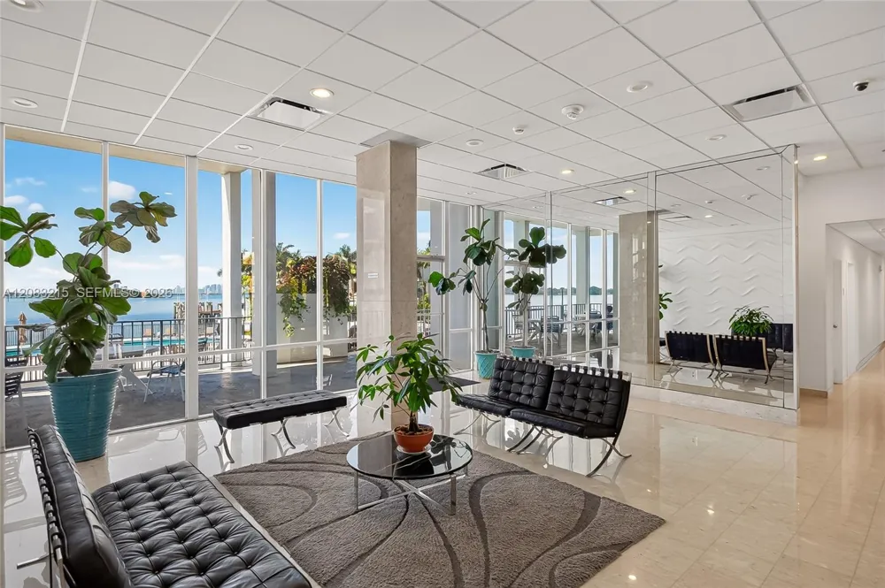 11930 Bayshore Dr #1405 North Miami, FL 33181