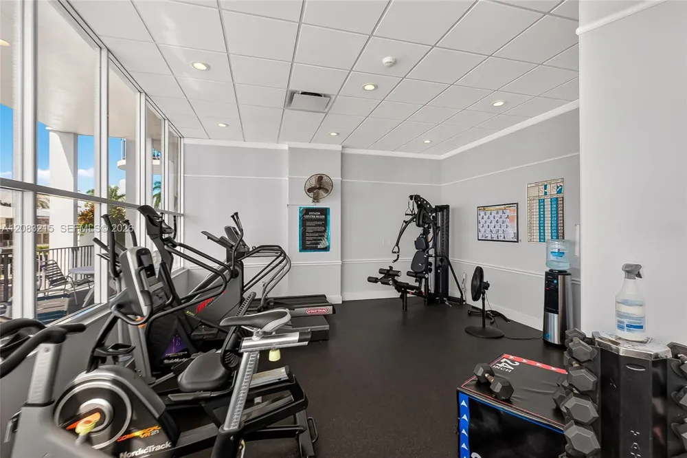 11930 Bayshore Dr #1405 North Miami, FL 33181
