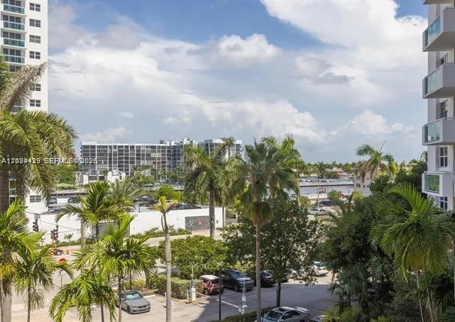 3001 S Ocean Dr #433 Hollywood, FL 33019