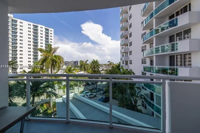 3001 S Ocean Dr #433 Hollywood, FL 33019