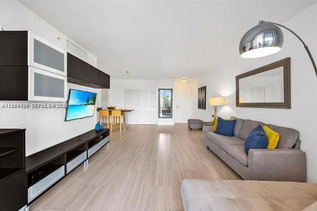 3001 S Ocean Dr #433 Hollywood, FL 33019