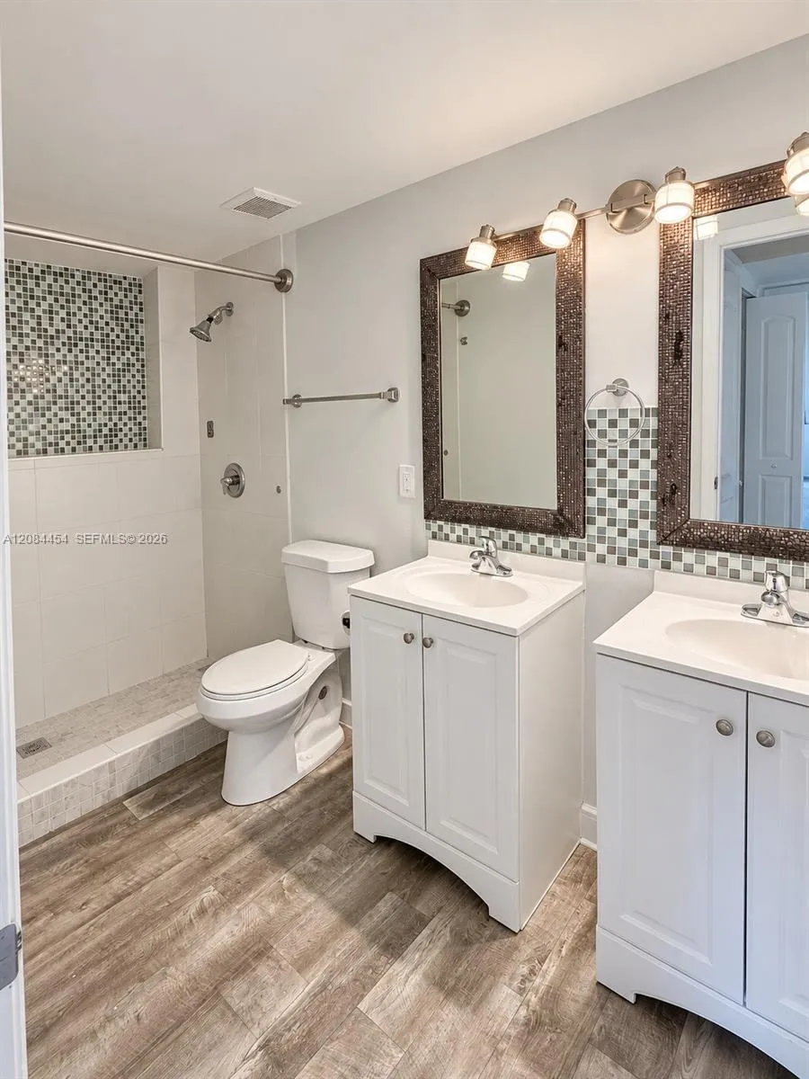 Address Not Shown Doral, FL 33166