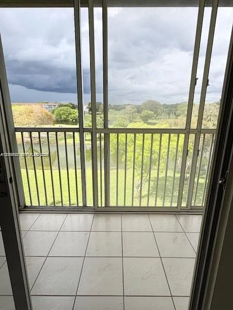 13155 SW 7th Ct #402E Pembroke Pines, FL 33027
