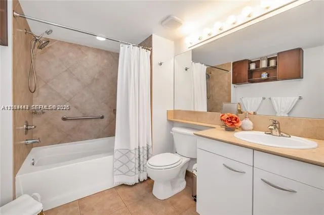 2080 S Ocean Dr #1203 Hallandale Beach, FL 33009