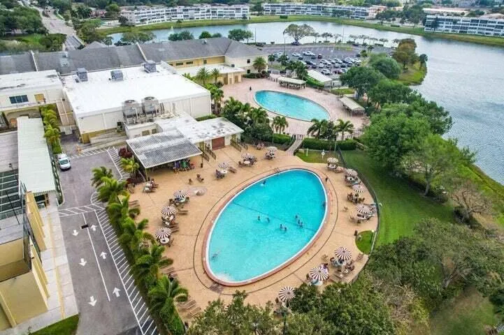 90 ANDOVER D West Palm Beach, FL 33417