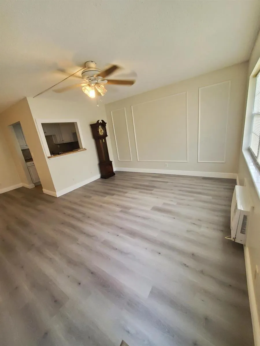90 ANDOVER D West Palm Beach, FL 33417
