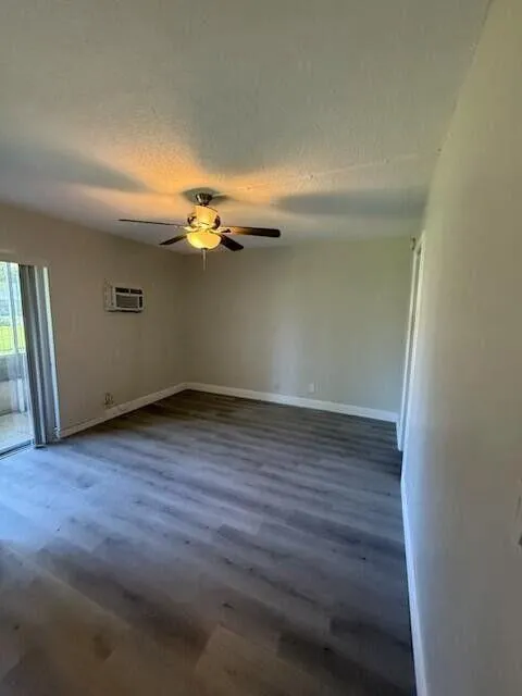 90 ANDOVER D West Palm Beach, FL 33417