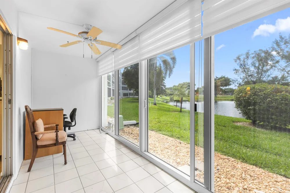 1145 Cambridge G Deerfield Beach, FL 33442