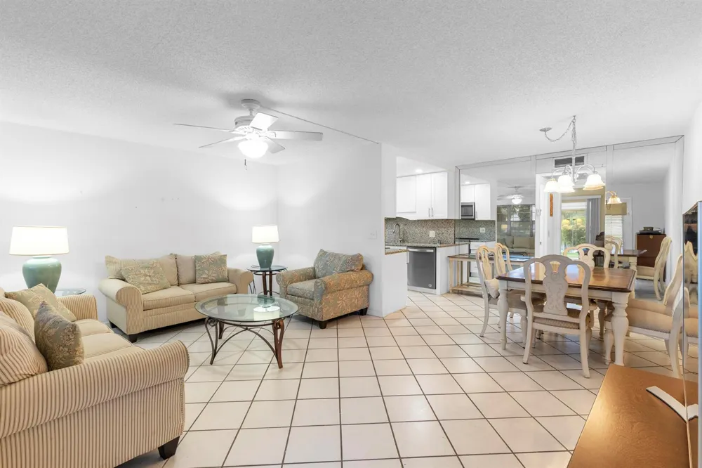 1145 Cambridge G Deerfield Beach, FL 33442