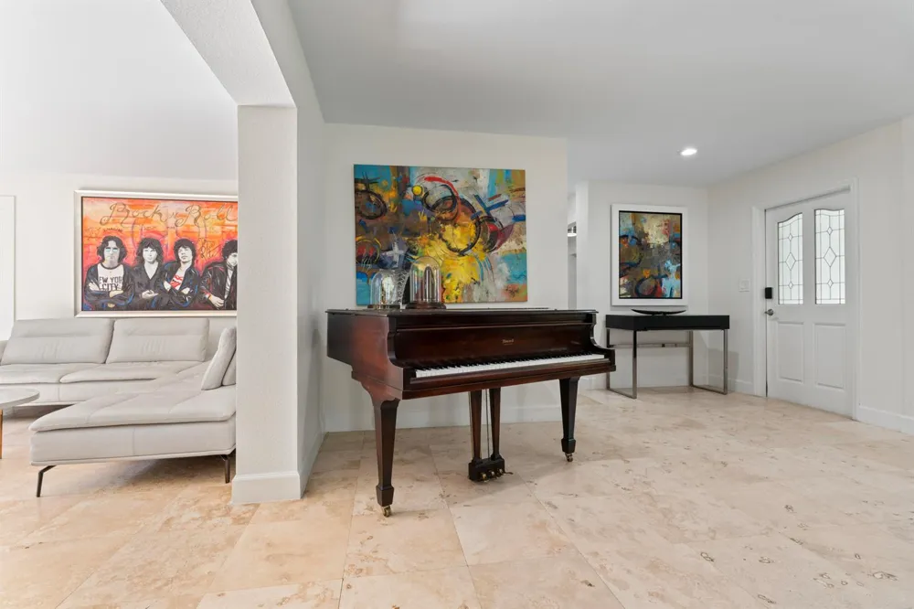 50 NW 5TH AVENUE Boca Raton, FL 33432