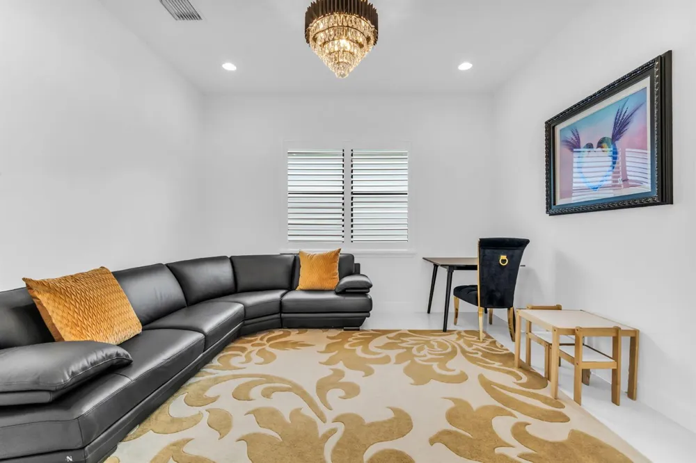 9285 MOUNTAIN PINE Grove Boynton Beach, FL 33473