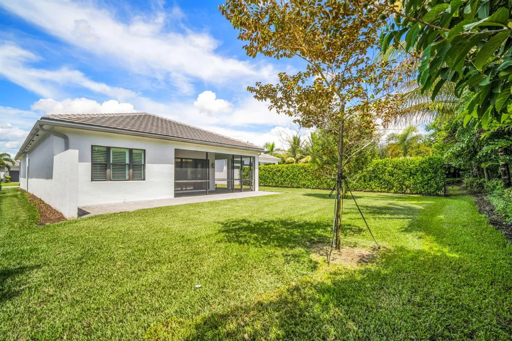9285 MOUNTAIN PINE Grove Boynton Beach, FL 33473
