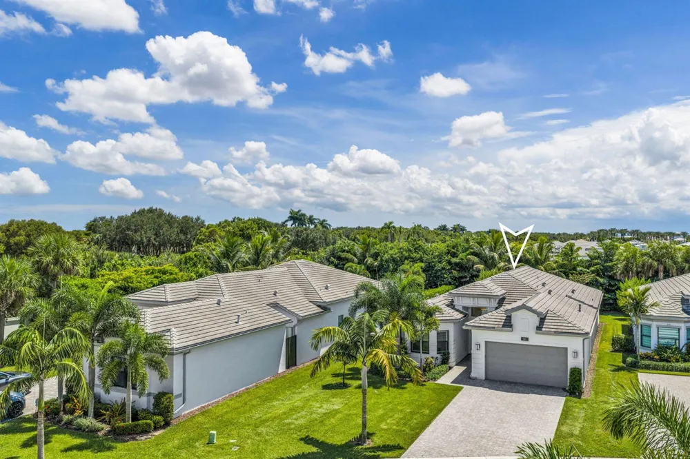 9285 MOUNTAIN PINE Grove Boynton Beach, FL 33473