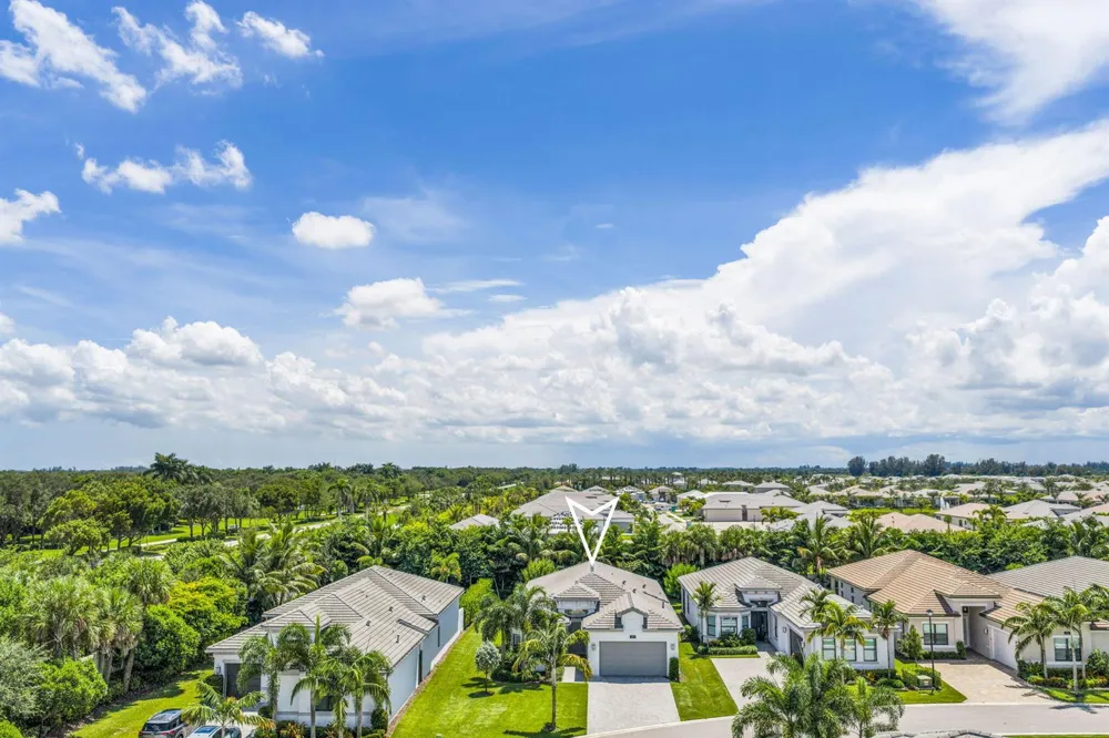 9285 MOUNTAIN PINE Grove Boynton Beach, FL 33473