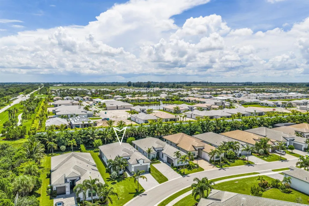 9285 MOUNTAIN PINE Grove Boynton Beach, FL 33473