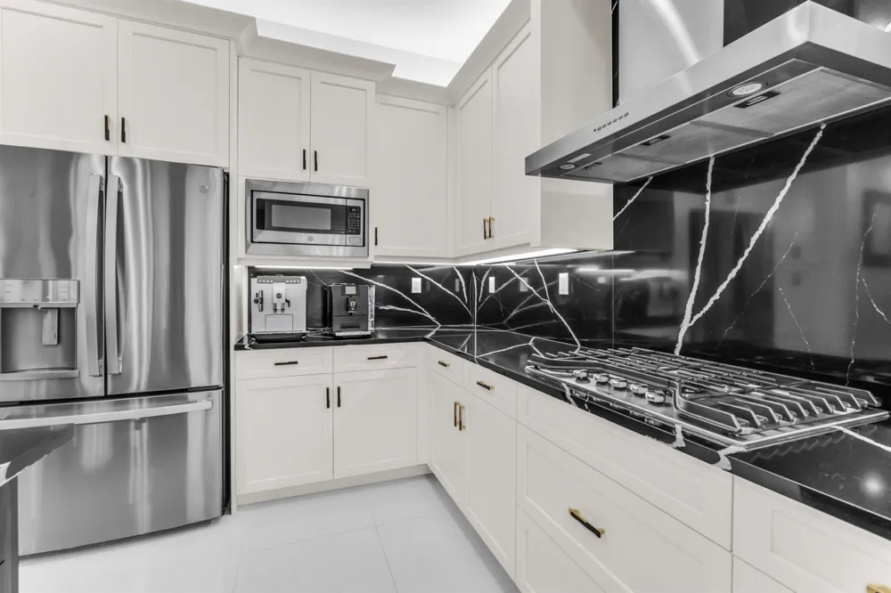 9285 MOUNTAIN PINE Grove Boynton Beach, FL 33473