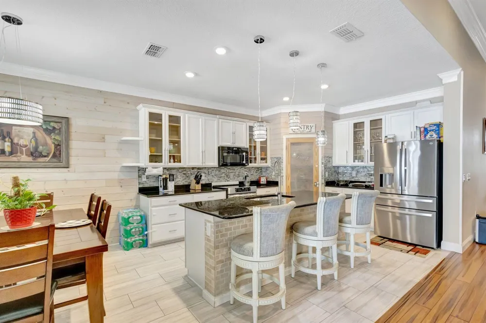 2621 SW Feather Terrace Port St. Lucie, FL 34953