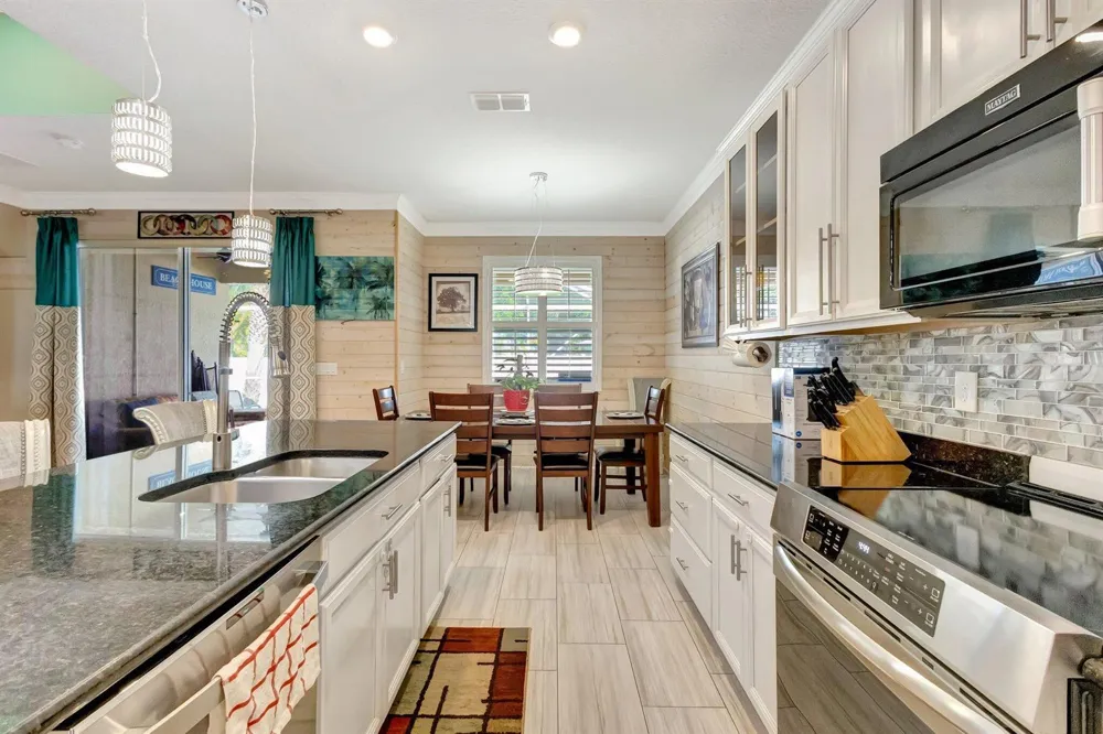 2621 SW Feather Terrace Port St. Lucie, FL 34953