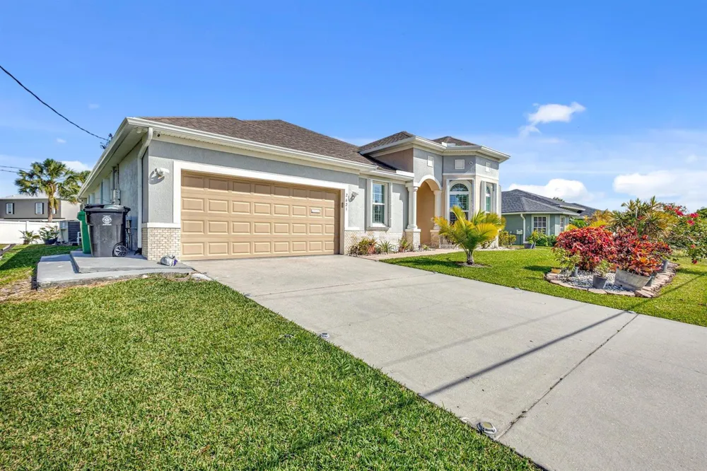 2621 SW Feather Terrace Port St. Lucie, FL 34953