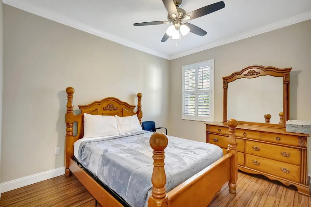 2621 SW Feather Terrace Port St. Lucie, FL 34953