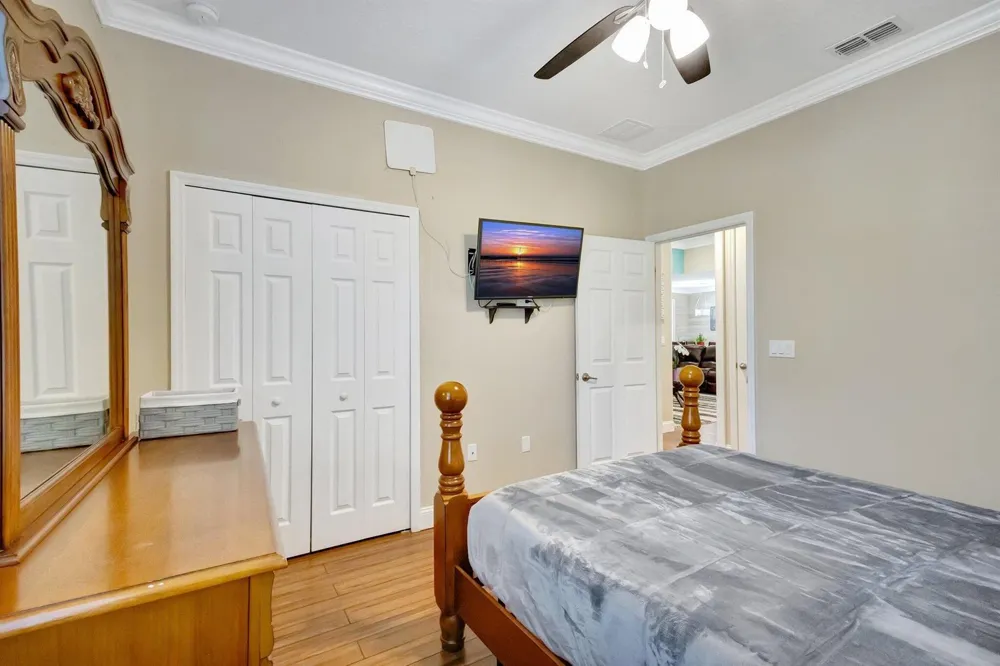 2621 SW Feather Terrace Port St. Lucie, FL 34953