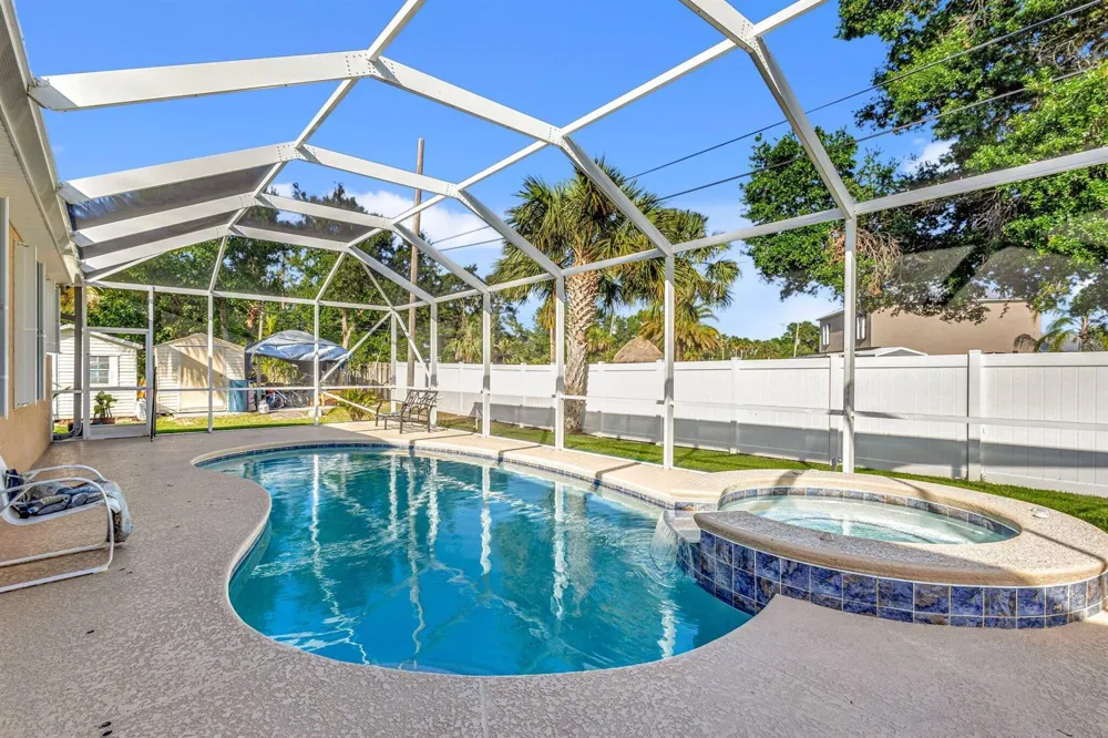 2621 SW Feather Terrace Port St. Lucie, FL 34953