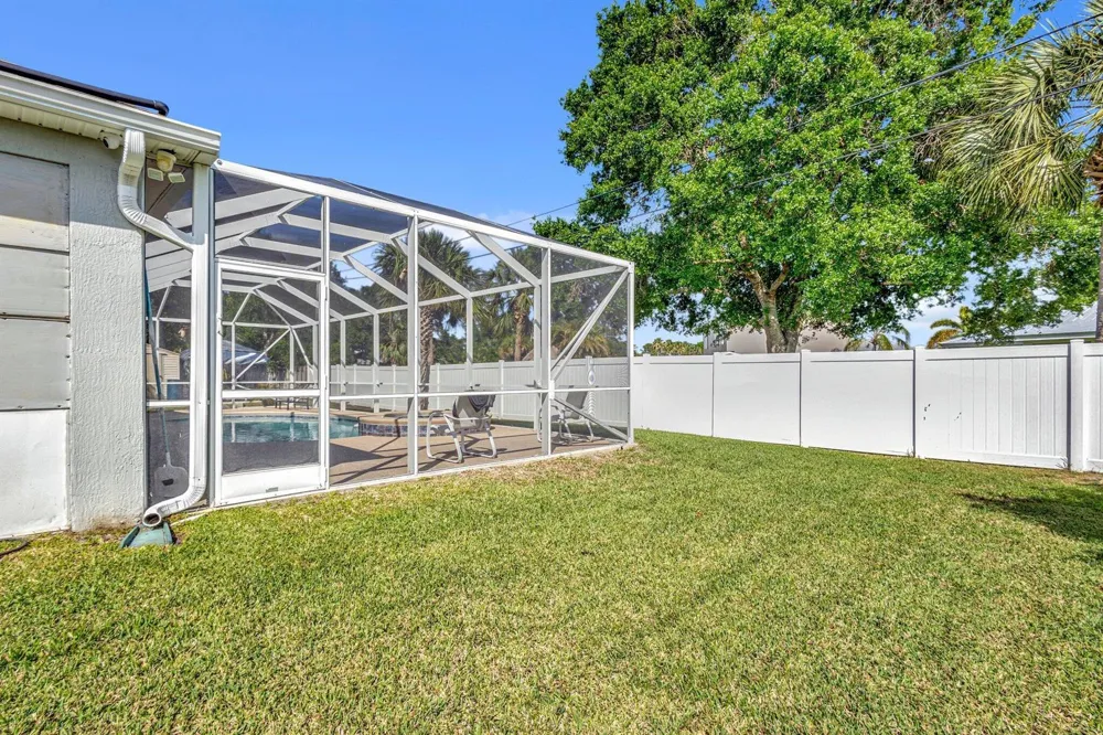 2621 SW Feather Terrace Port St. Lucie, FL 34953