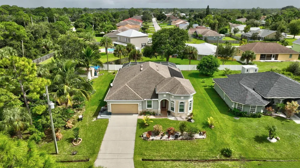 2621 SW Feather Terrace Port St. Lucie, FL 34953
