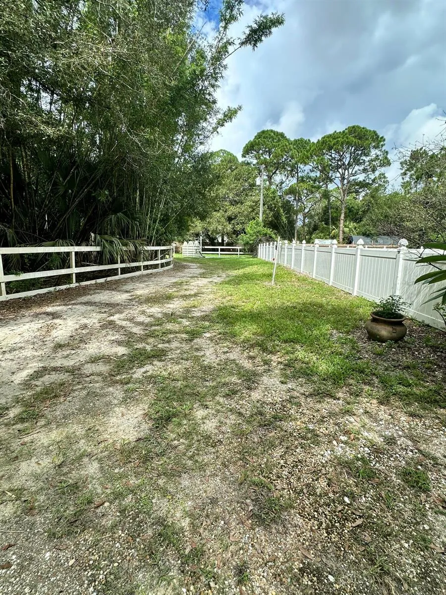 1964 JAYNELL STREET Fort Pierce, FL 34945