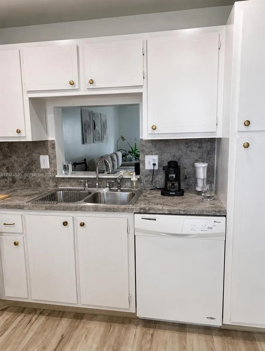 620 NE 12th Ave #504 Hallandale Beach, FL 33009