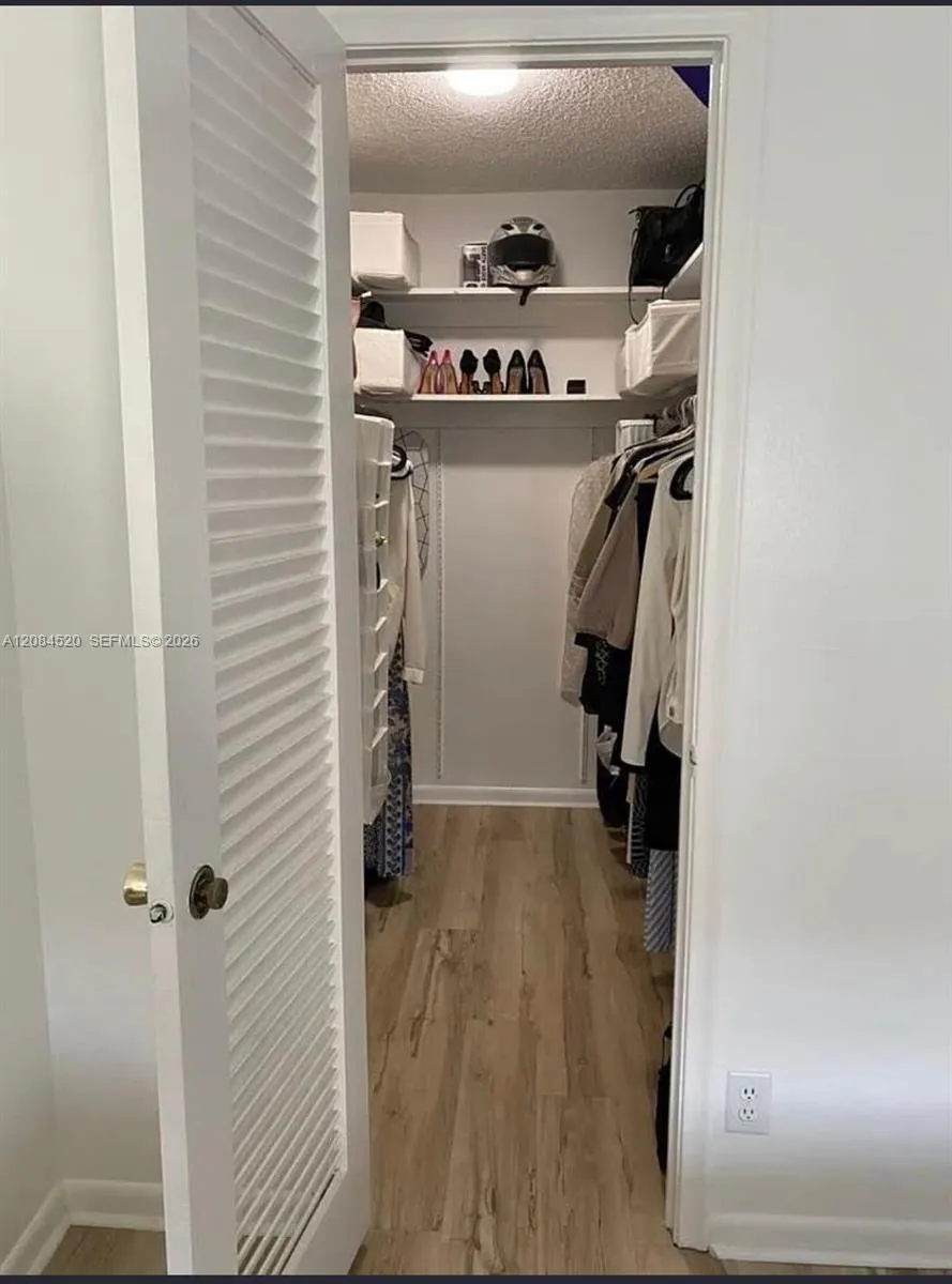 620 NE 12th Ave #504 Hallandale Beach, FL 33009