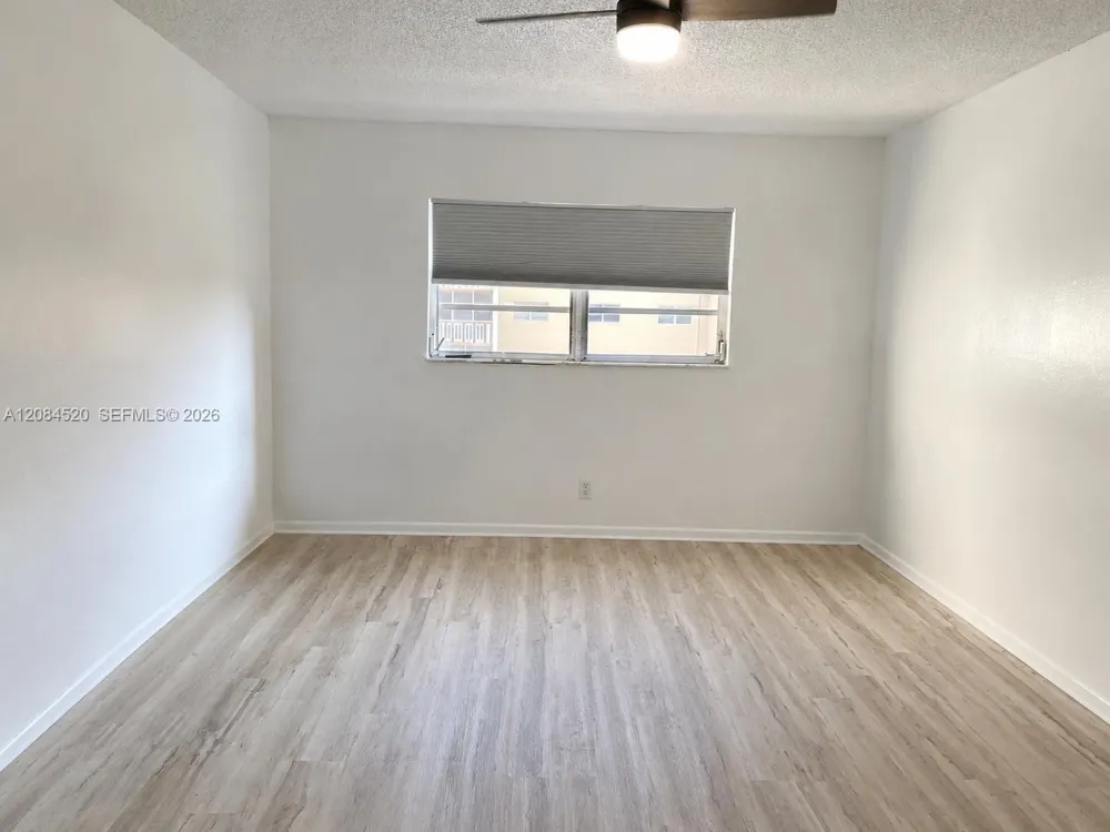 620 NE 12th Ave #504 Hallandale Beach, FL 33009