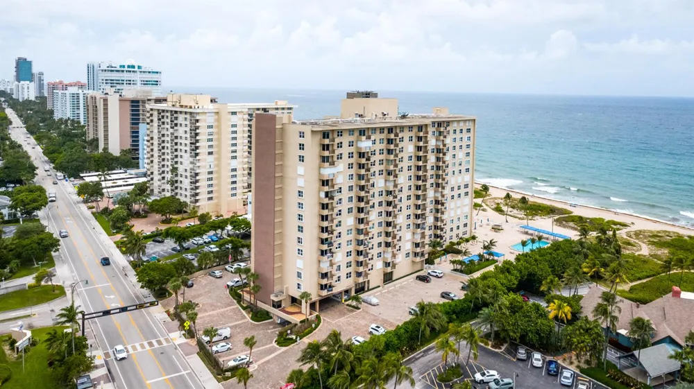 2000 S OCEAN BLVD # BOULEVARD #LF Lauderdale By The Sea, FL 33062