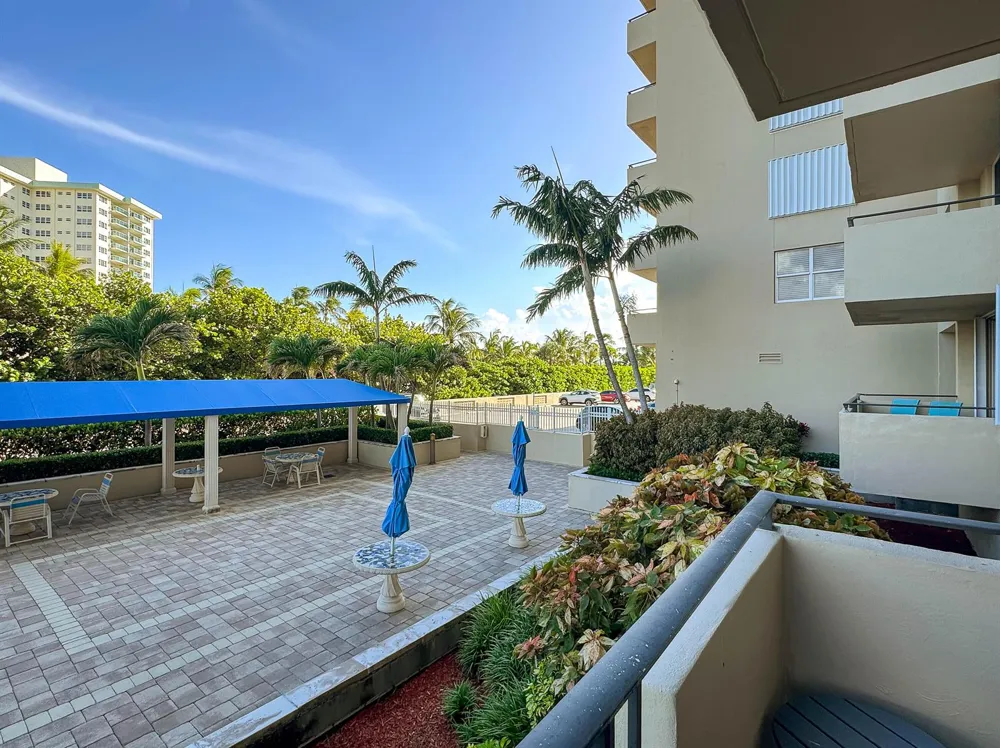 2000 S OCEAN BLVD # BOULEVARD #LF Lauderdale By The Sea, FL 33062