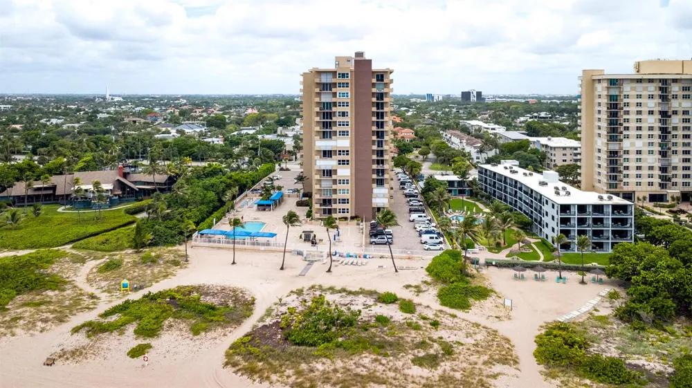 2000 S OCEAN BLVD # BOULEVARD #LF Lauderdale By The Sea, FL 33062