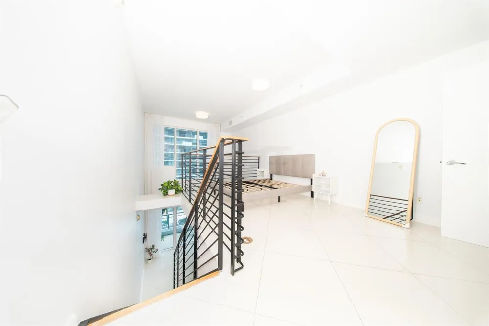 60 SW 13TH STREET #1418 Miami, FL 33130