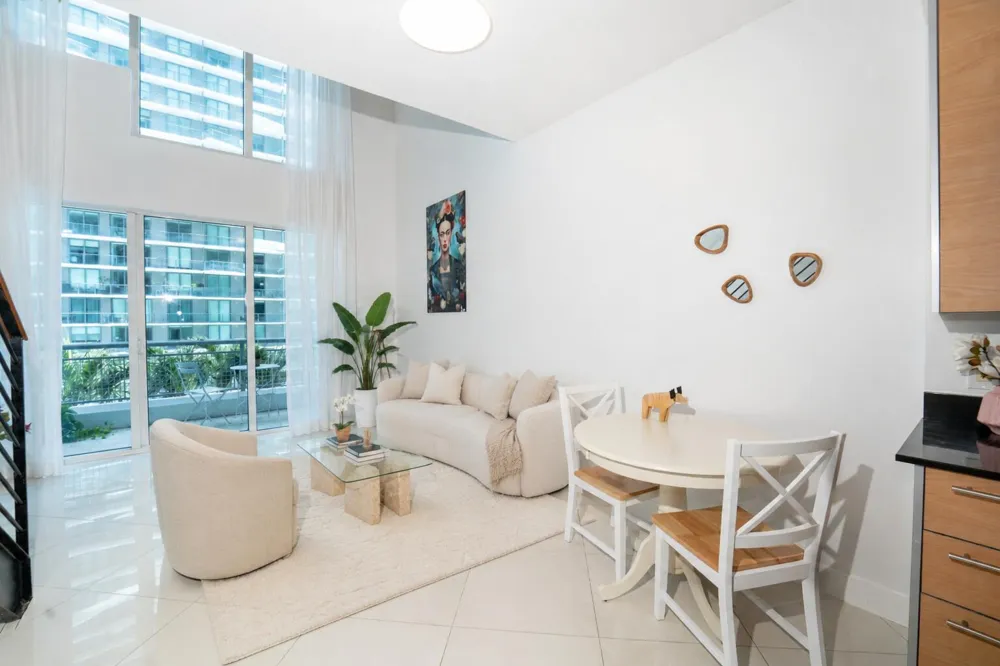 60 SW 13TH STREET #1418 Miami, FL 33130