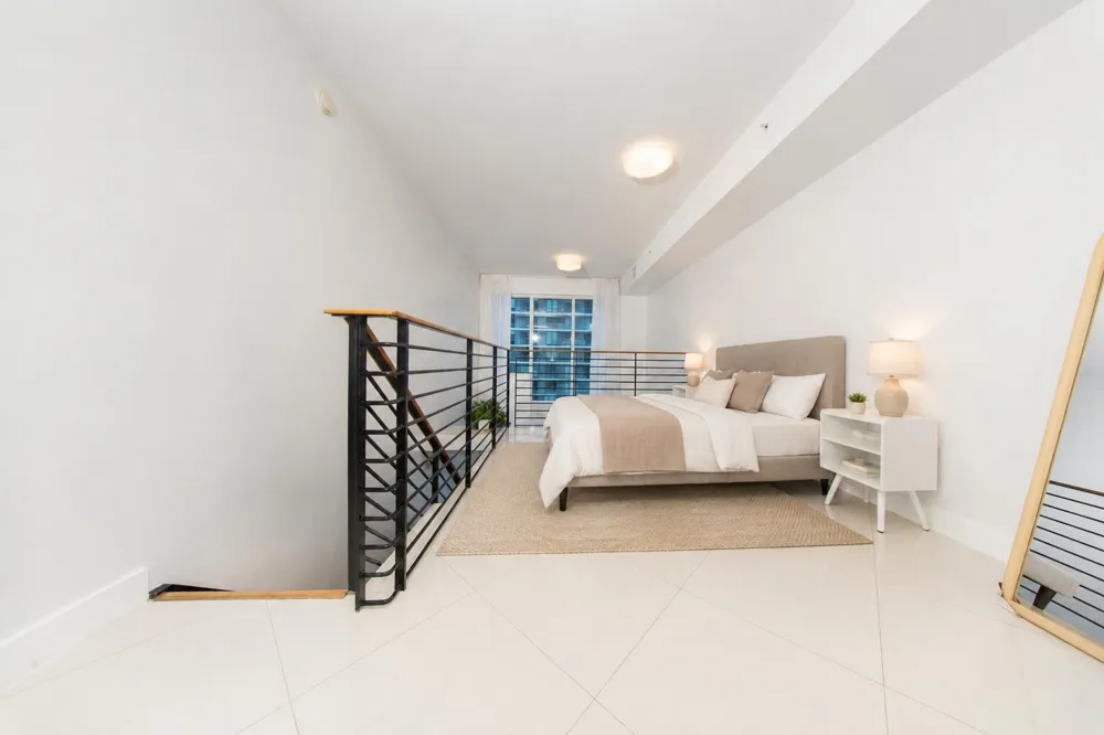 60 SW 13TH STREET #1418 Miami, FL 33130