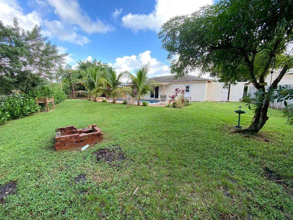9596 RICHMOND CIRCLE Boca Raton, FL 33434