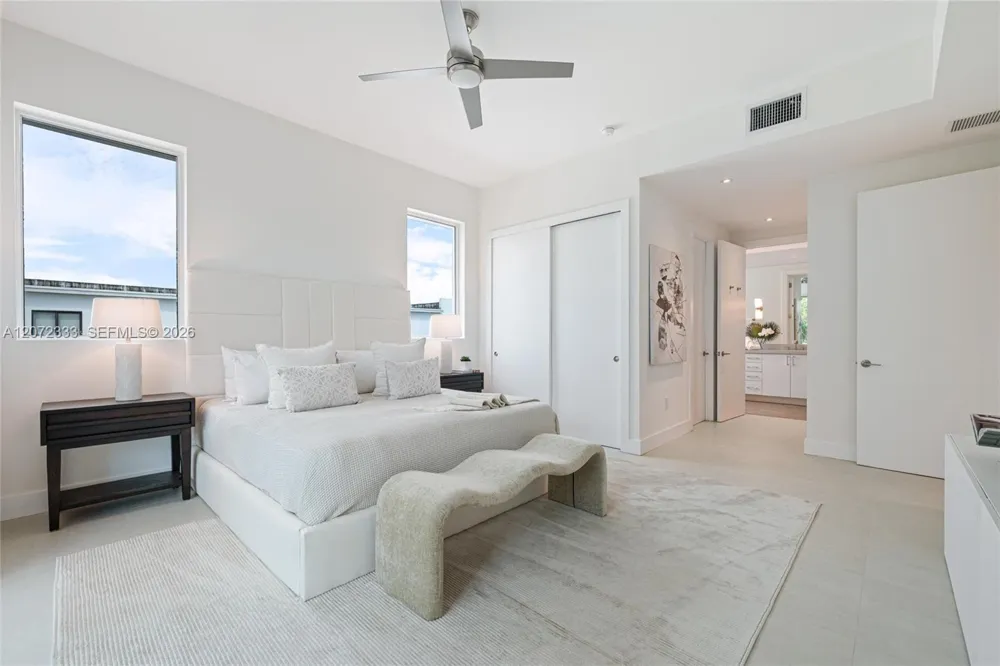 1620 SW 30th Ave Miami, FL 33145