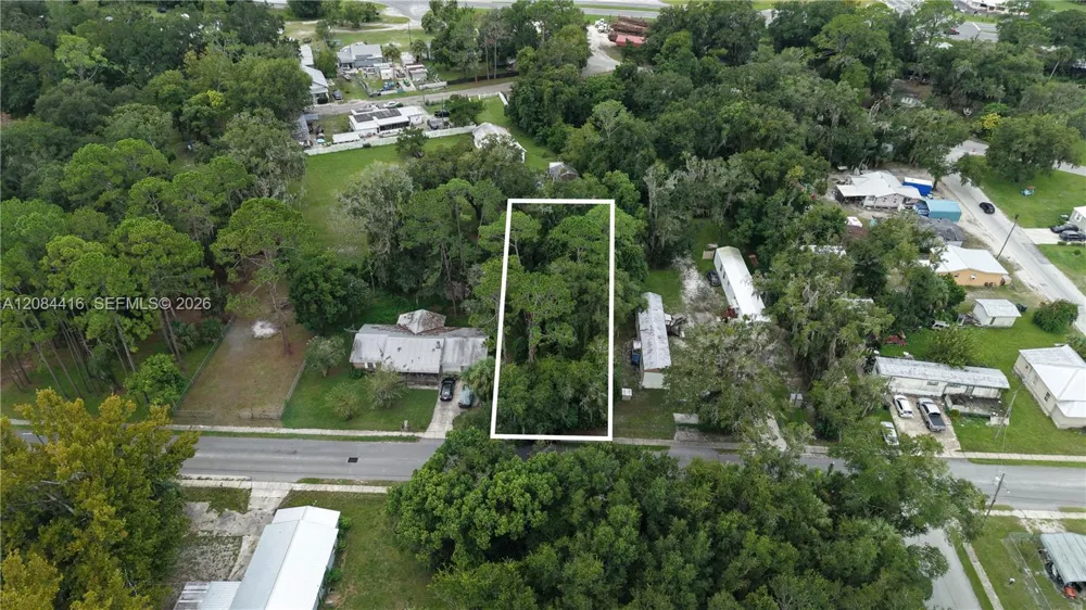221 W PALMETTO ST Other City - In The State Of Florida, FL 32177