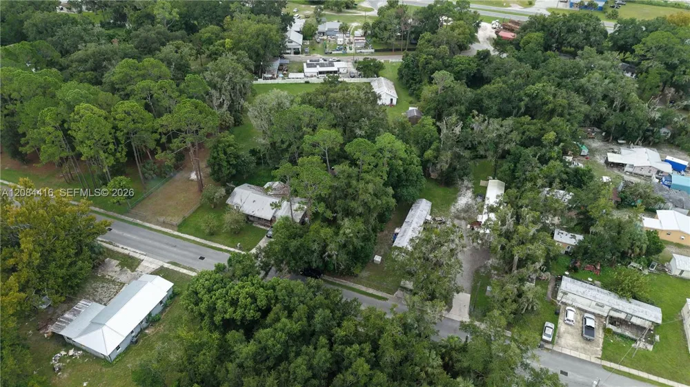 221 W PALMETTO ST Other City - In The State Of Florida, FL 32177