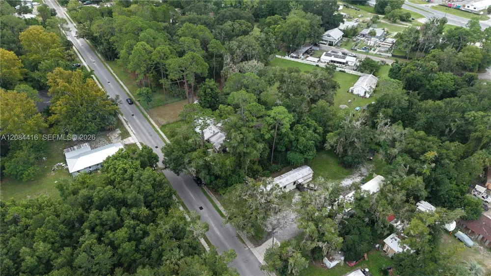 221 W PALMETTO ST Other City - In The State Of Florida, FL 32177