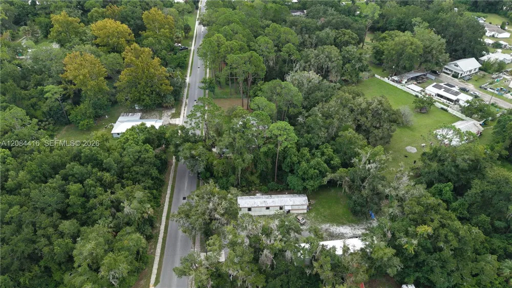 221 W PALMETTO ST Other City - In The State Of Florida, FL 32177